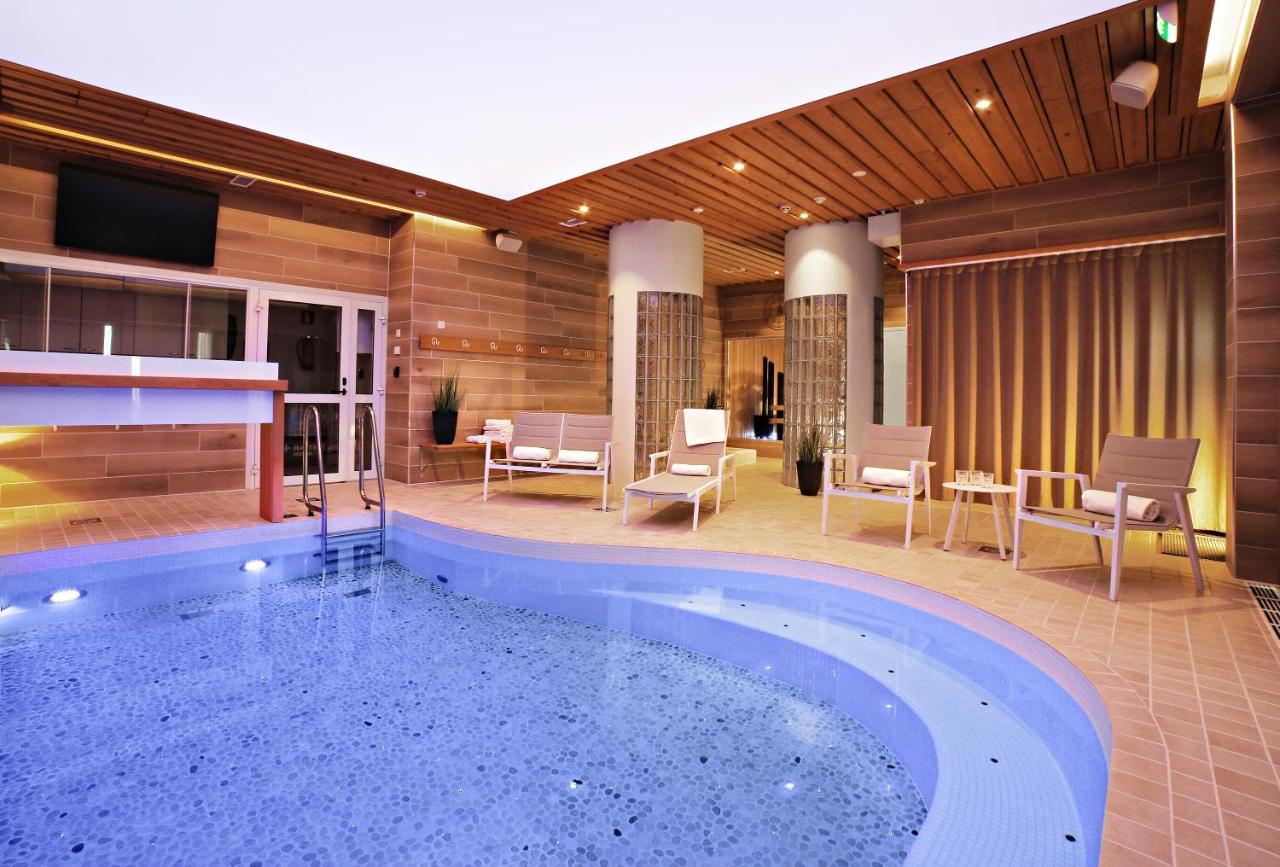 Hotell Aateli Hillside 4*